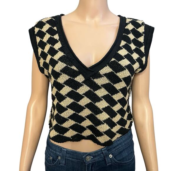 Free People Tops - Free People Lola Cropped Knit Top Medium Geometric Boho V Neck Sleeveless